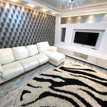 Bright Luxury Apartment Near Center Κισινάου Εξωτερικό φωτογραφία