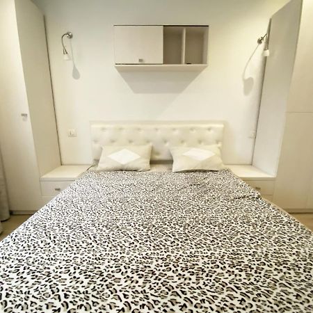 Bright Luxury Apartment Near Center Κισινάου Εξωτερικό φωτογραφία